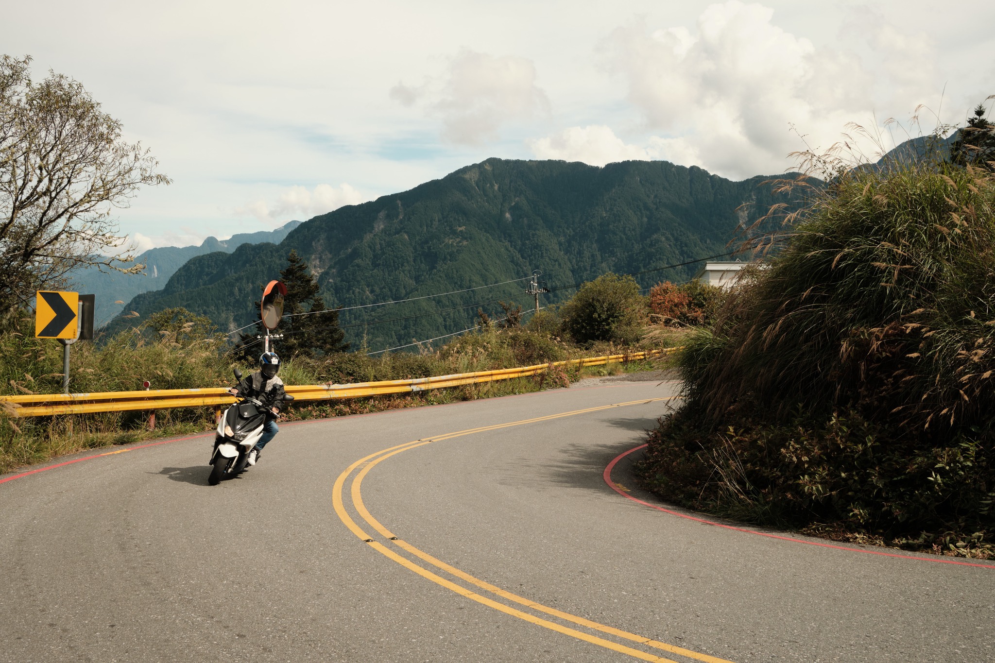 เริ่มมืด