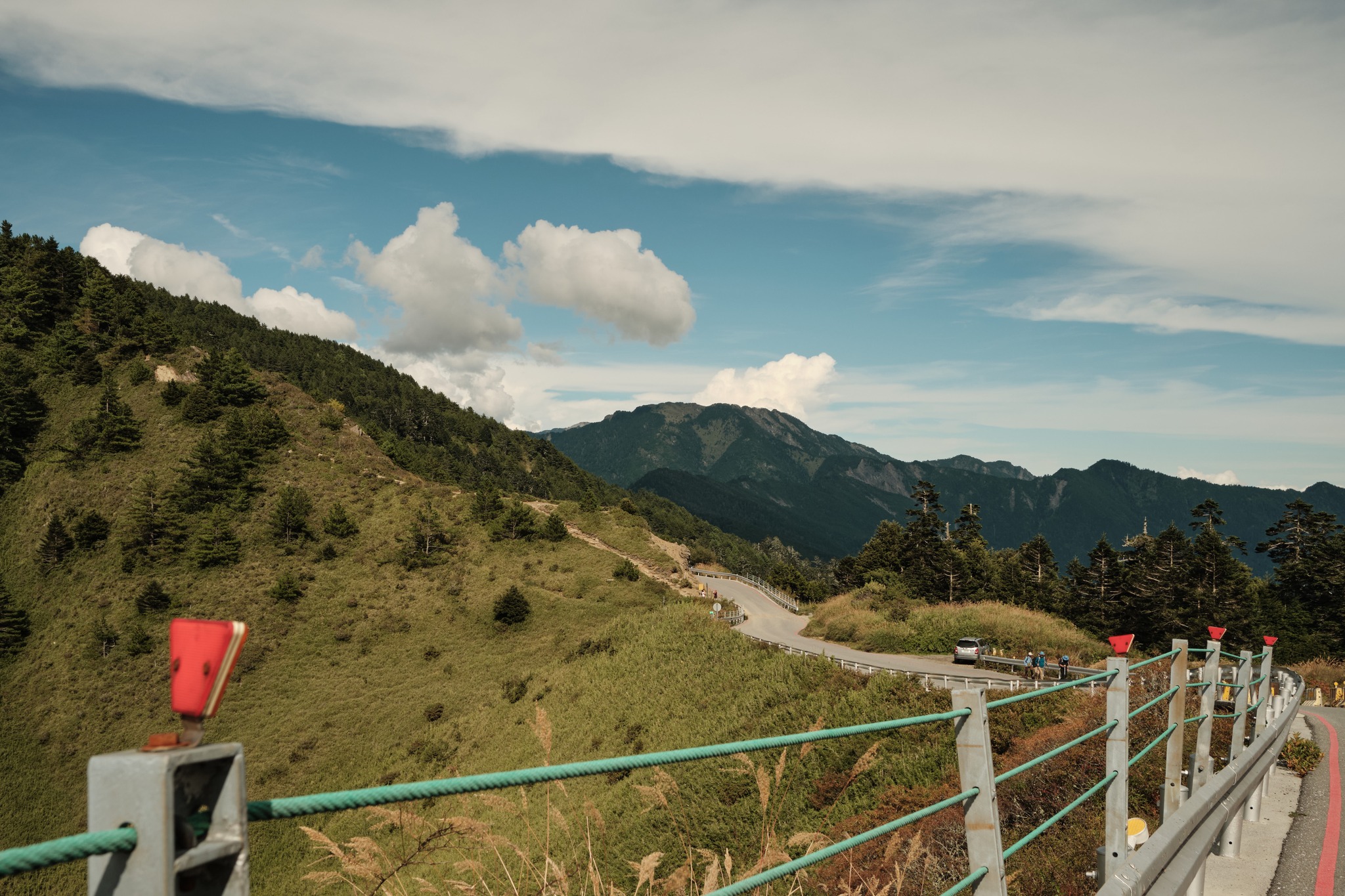 กางเต็นท์หน้าห้องน้ำ