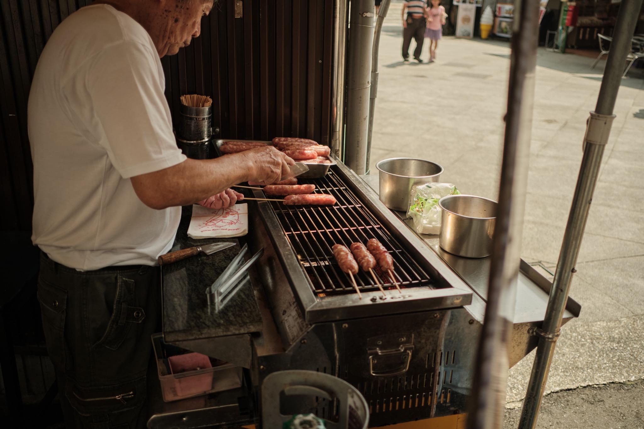 ไส้กรอกย่างเตาถ่าน