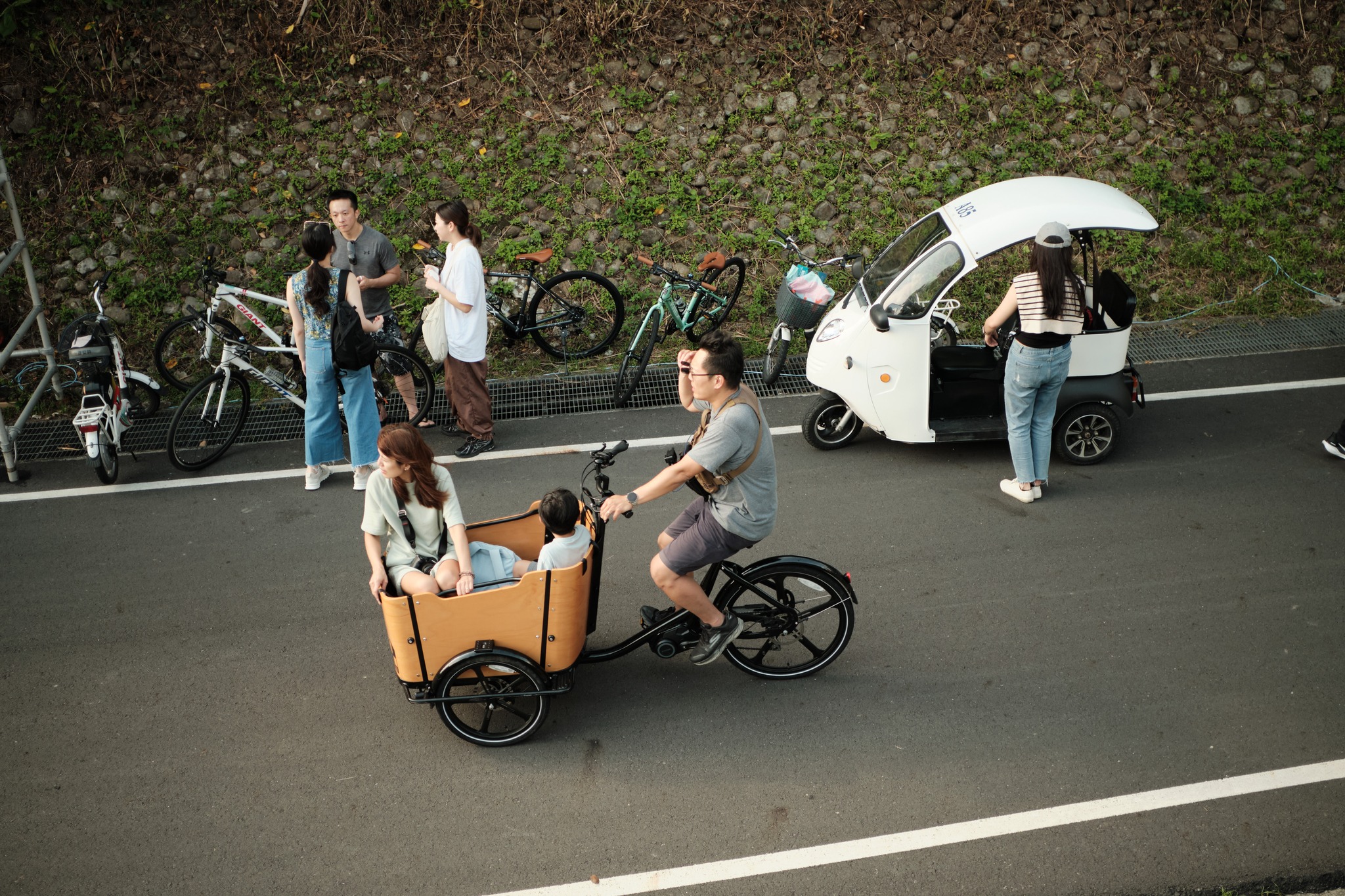 ครอบครัวปั่นจักรยาน