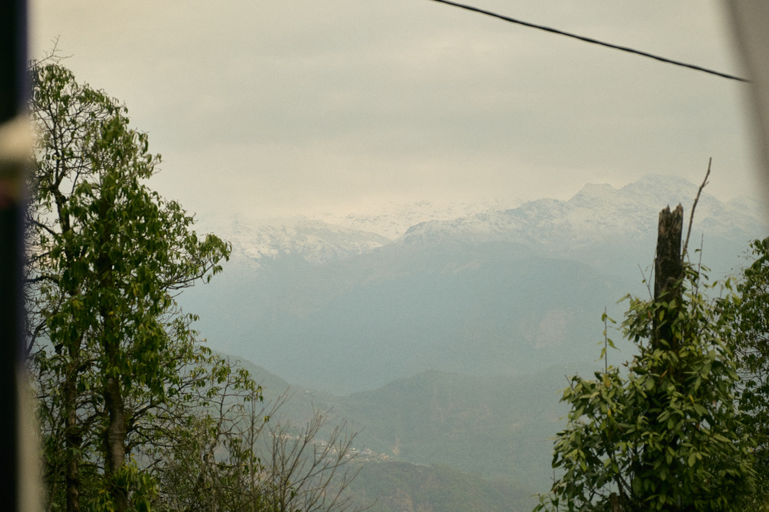 ภูเขาจาก Deurali